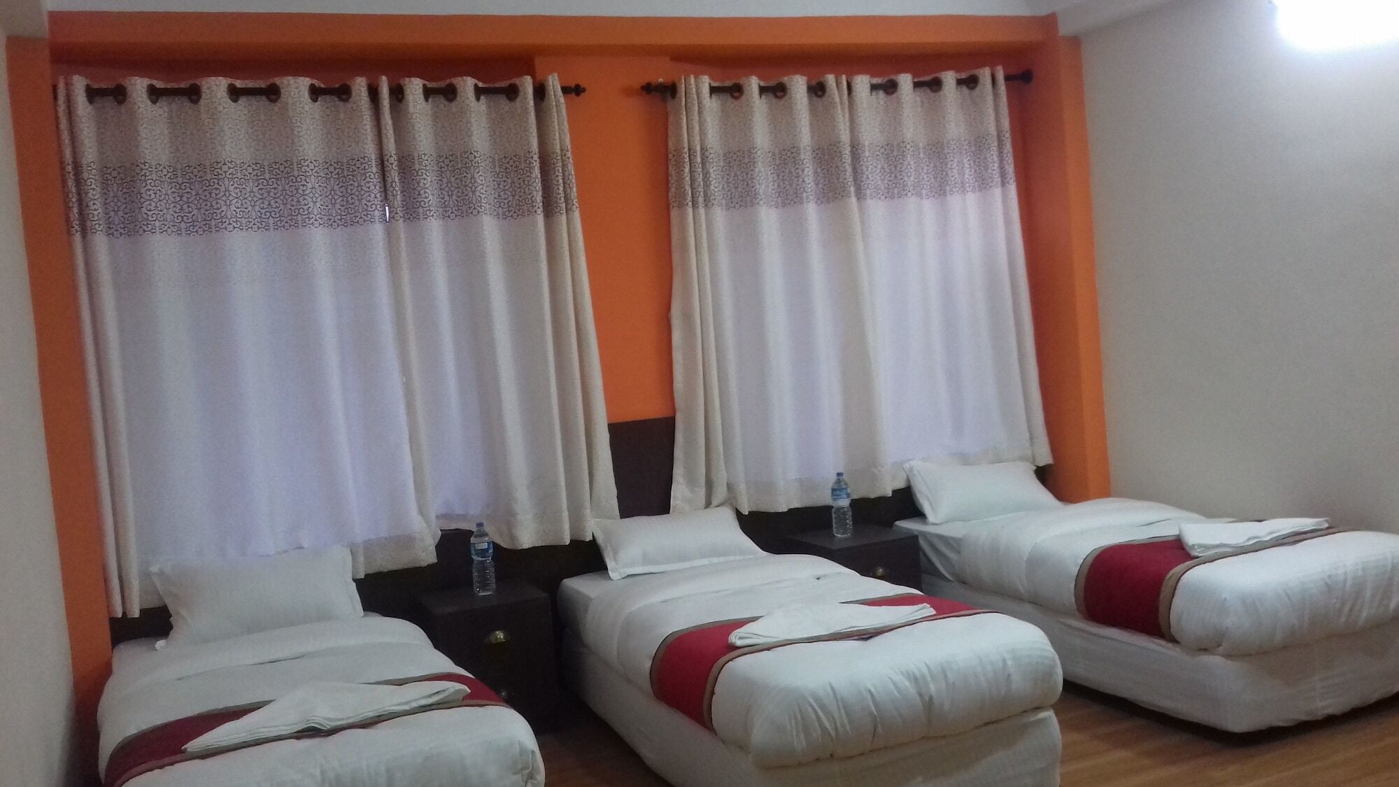 Rambler Hostel Pvt Ltd Катманду Экстерьер фото